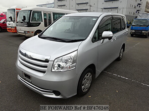 Toyota Noah Vs Nissan Serena Comparison Review Be Forward